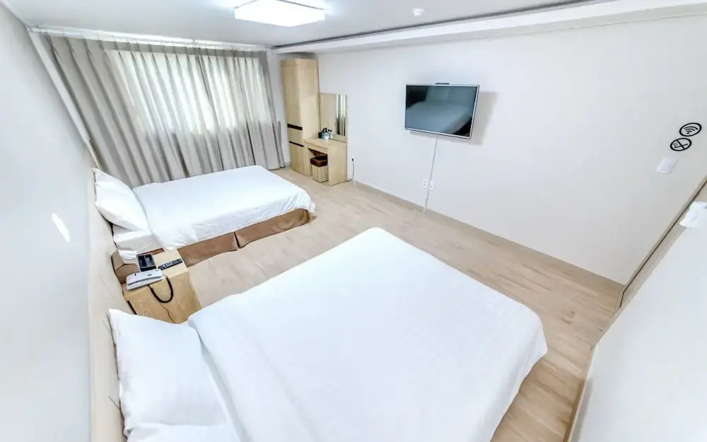 Seogwipo Jay Hill and City Hotel