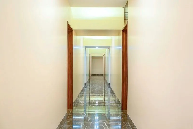De Grandeur Thane