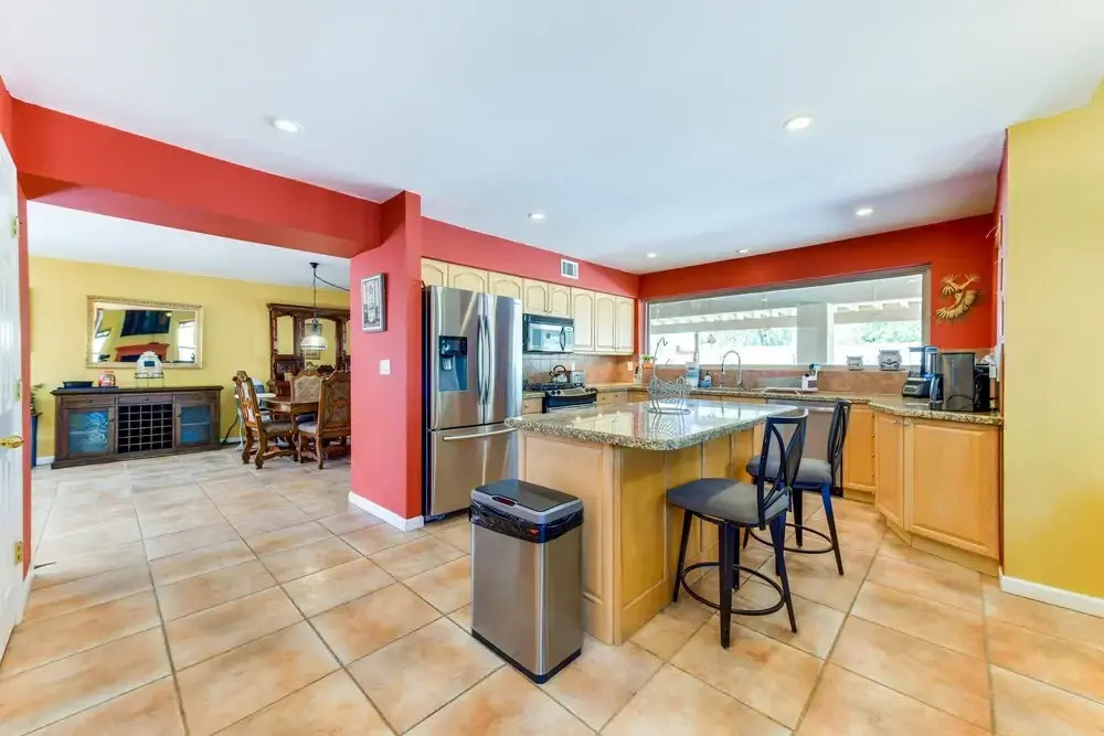 Secluded Mesa Home w/ Pool, Outdoor Kitchen & Bar!