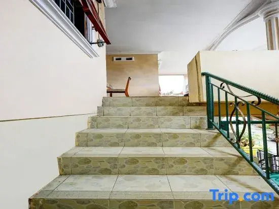 Hotel O Manisee 1 Homestay Syariah