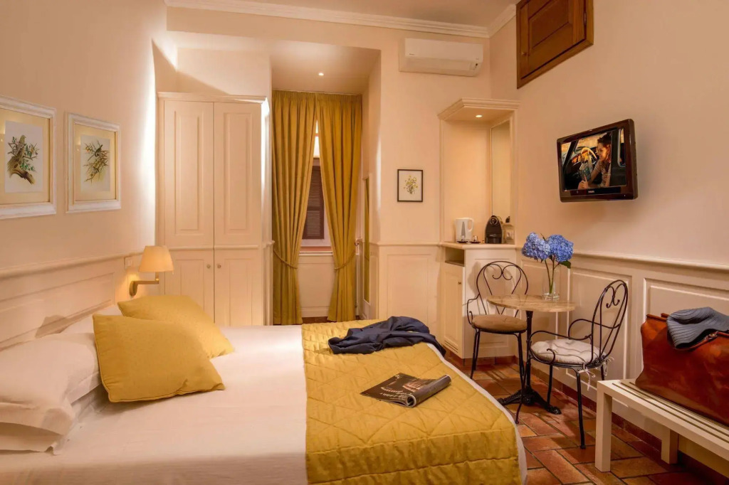 Aenea Inn