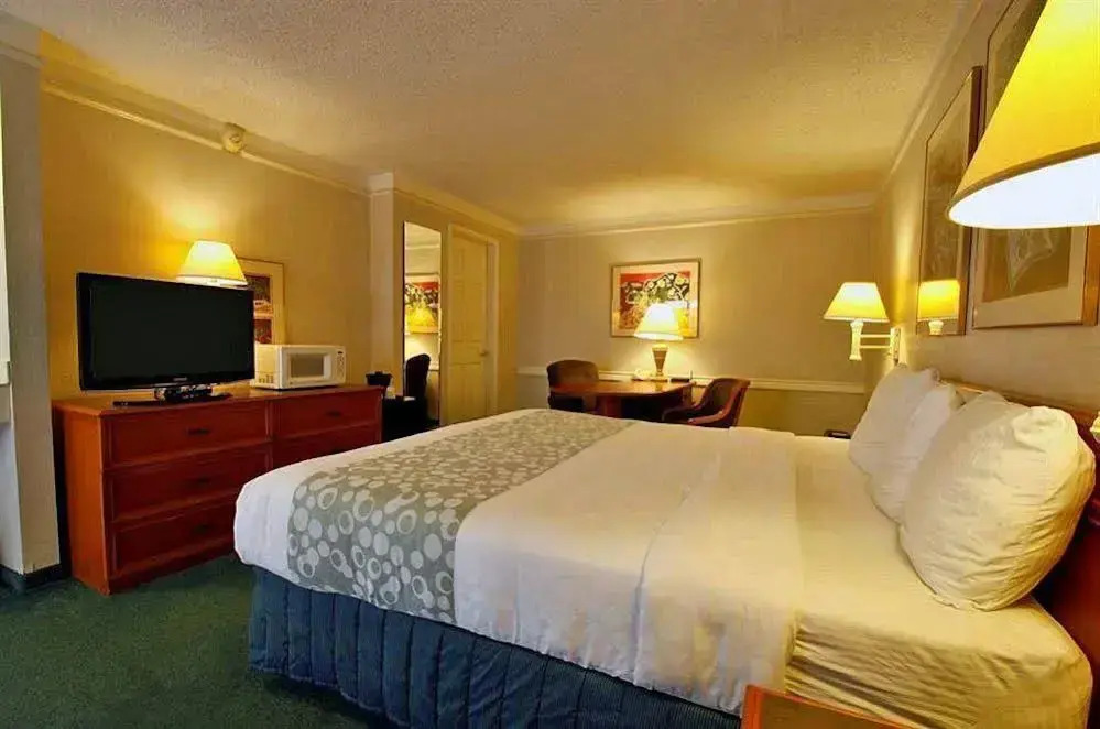 Motel 6 Dallas Plano Southeast