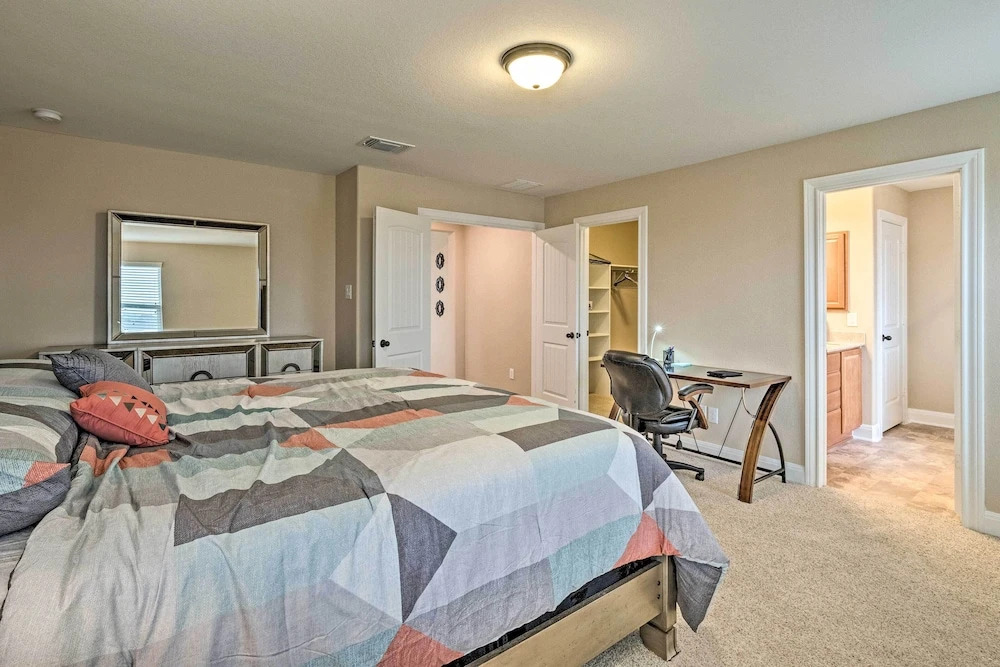 Texas Home w/ Patio & Grill ~ 16 Mi to Austin