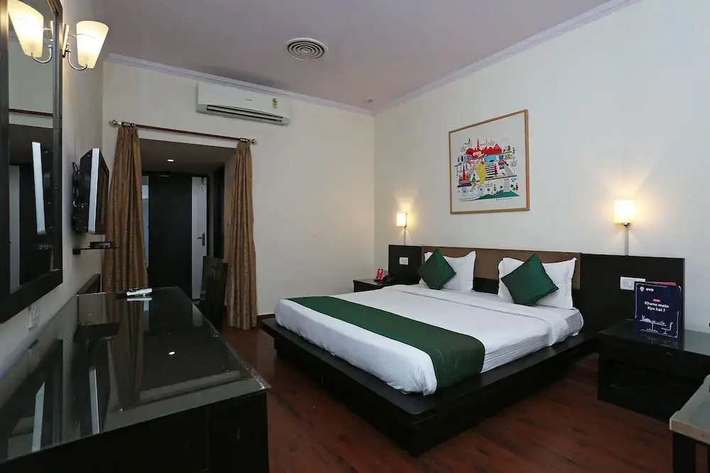 OYO 551 Hotel York