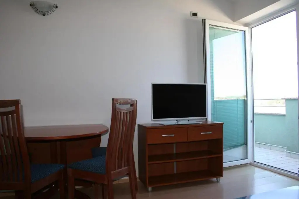 Apartments Riva Medulin