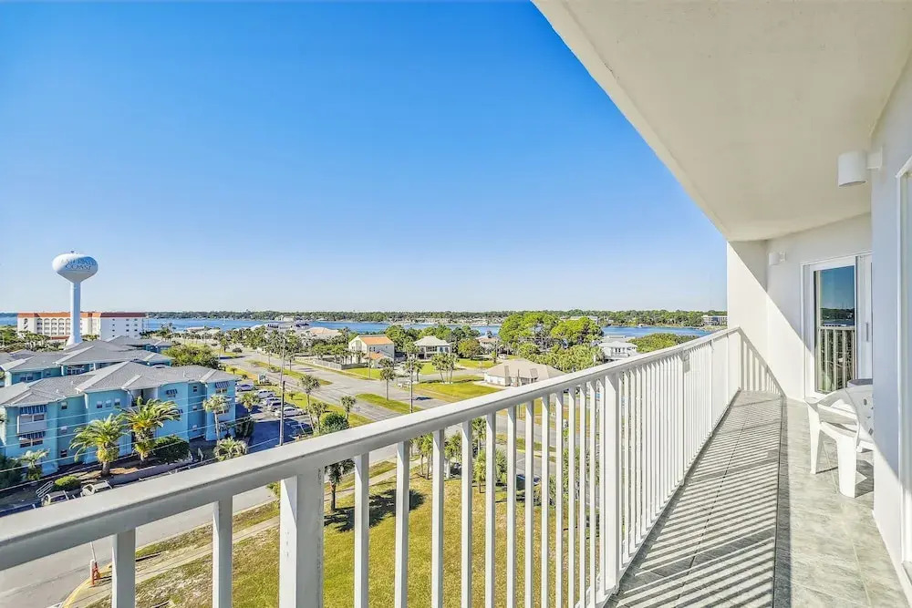 Seacrest 715AB is a 3 BR on the Gulf side of Okaloosa Island by RedAwning