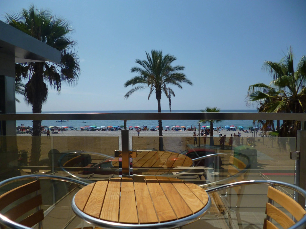 H Boutique la Caleta bay