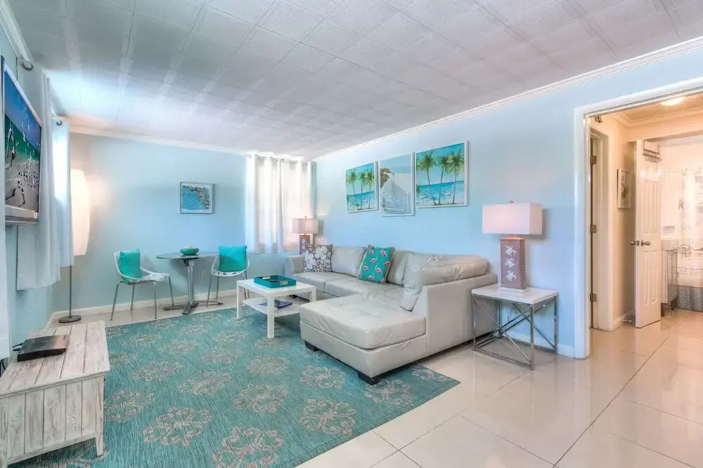 Tropic Terrace #40 - Beachfront Rental 2 Bedroom Condo by Redawning