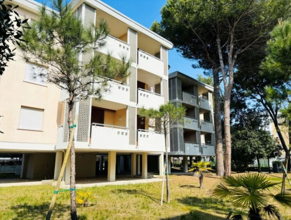 Flat 170mt From the sea