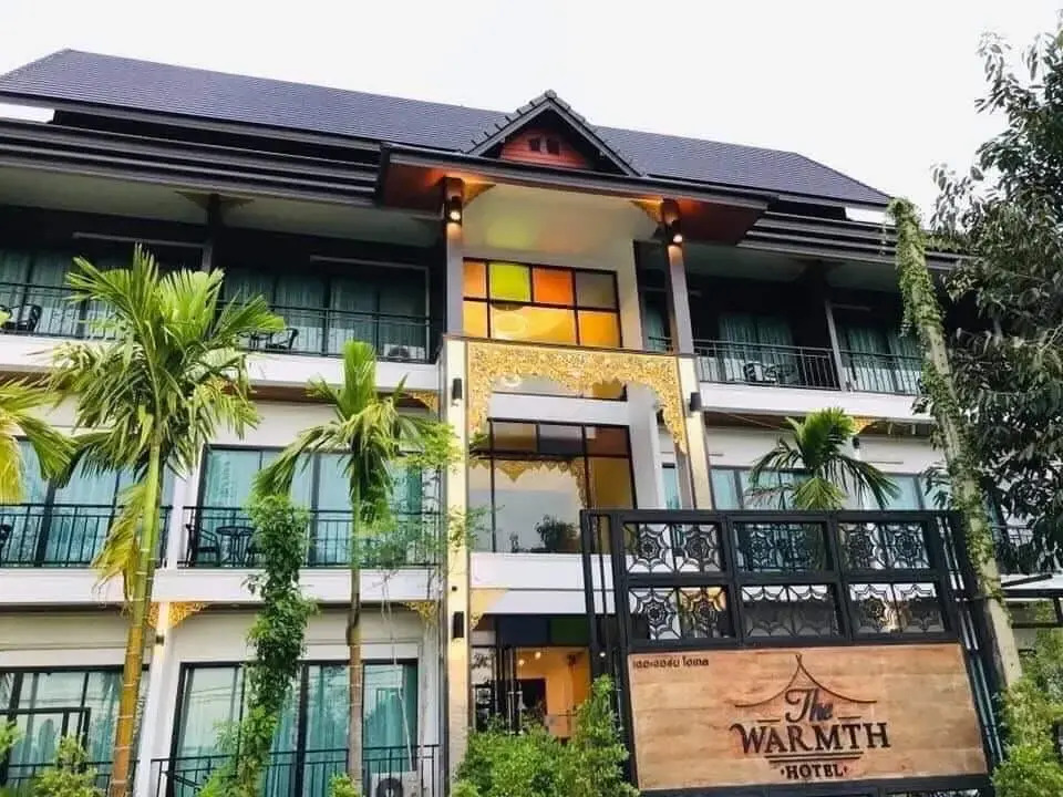 The Warmth Hotel (SHA Extra Plus)