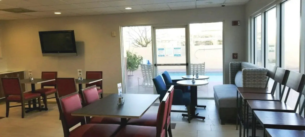 Holiday Inn Express Madera by IHG