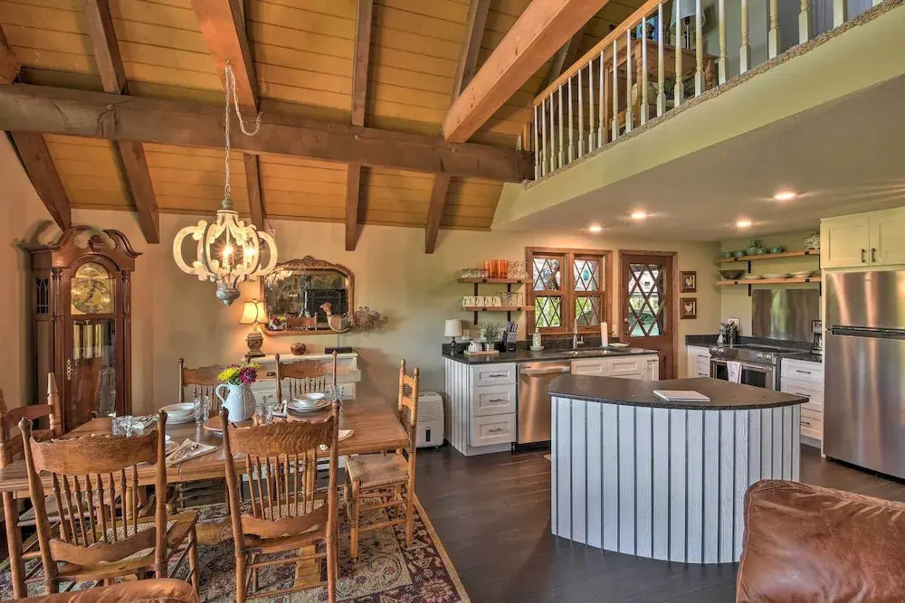 Sky Valley Home w/ Stunning Views - 1 Mi to Resort