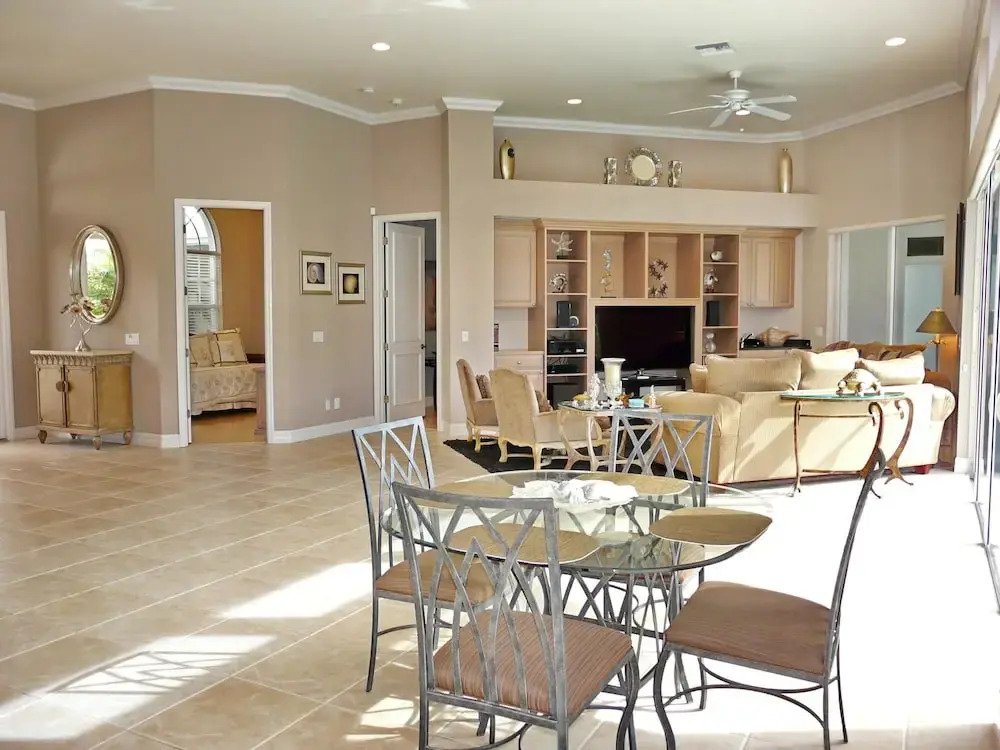 326 Polynesia Court