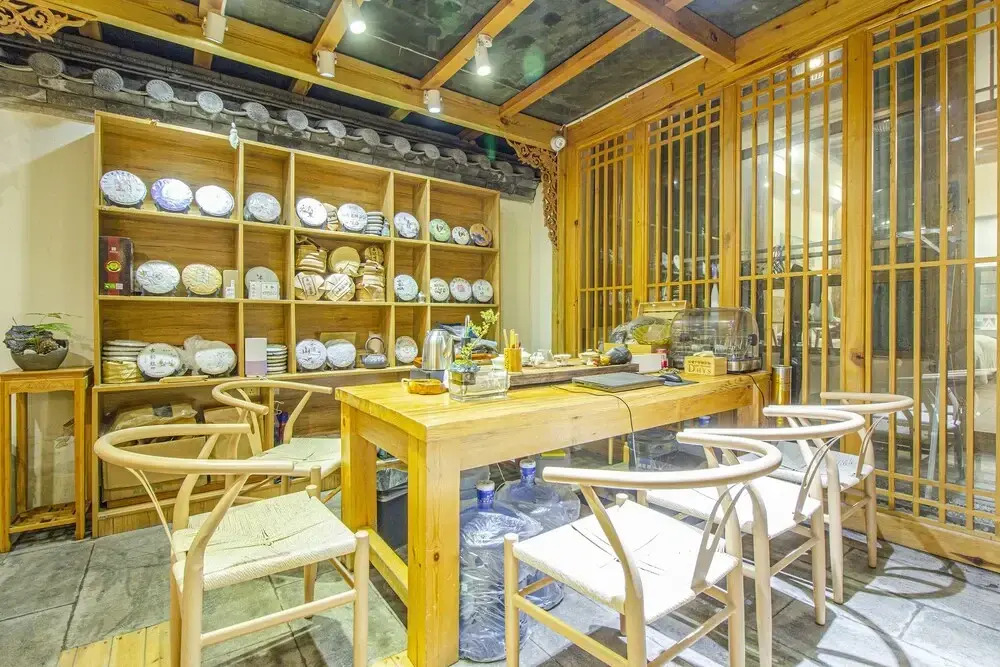 Lijiang Family And Hostel Inn