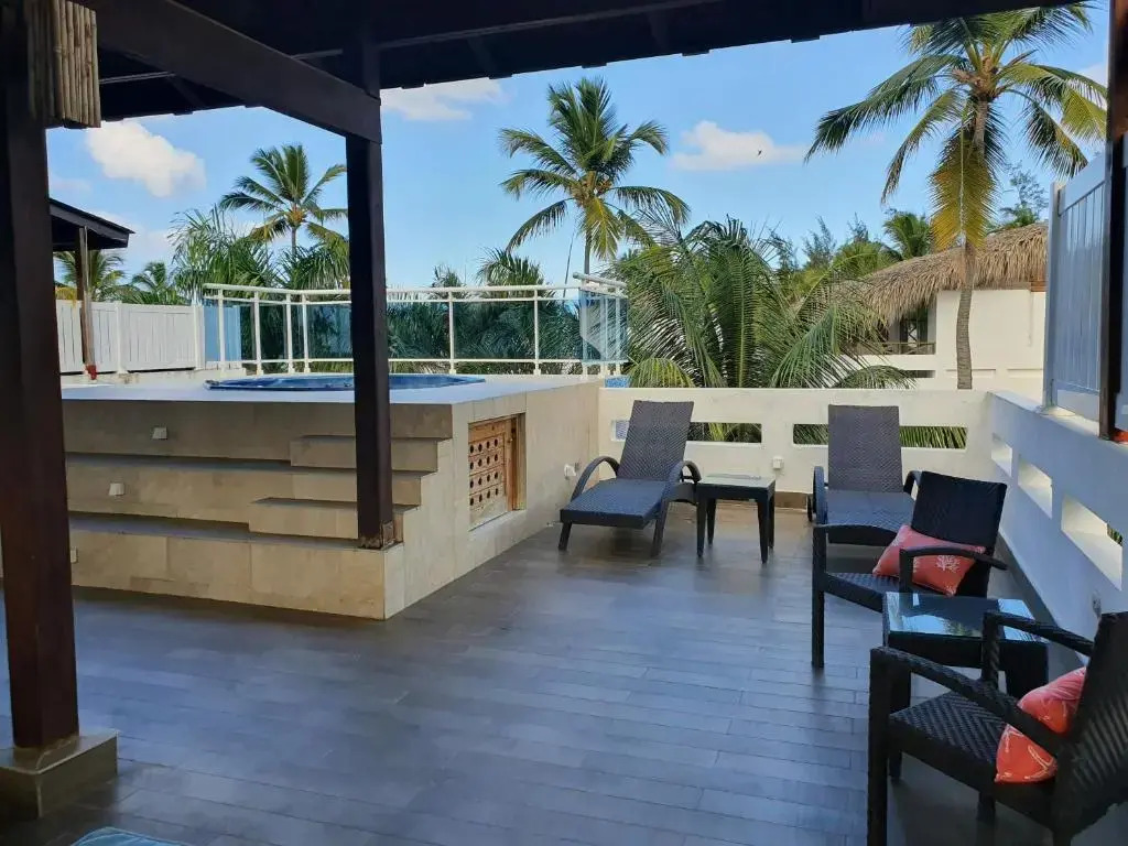 Palmeraie Terrenas Beach Apartment
