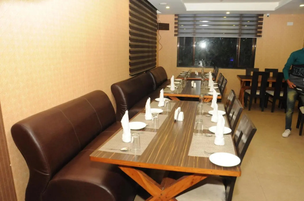 Daksh The Madhuvan Suites Dwarka