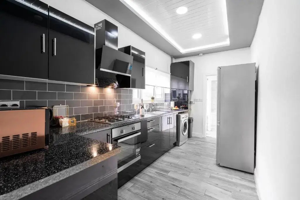 Haus - Luxe 5 Bed Edgbaston Townhouse - 10 Guests - Parking - Terrace