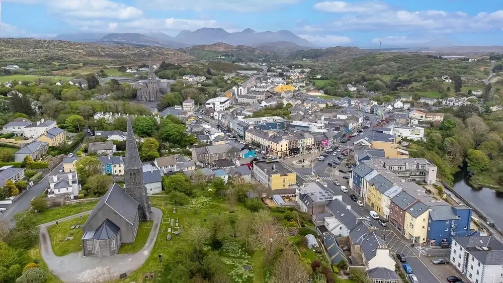 "The Courtyard @ Clifden Boutique Apartments"