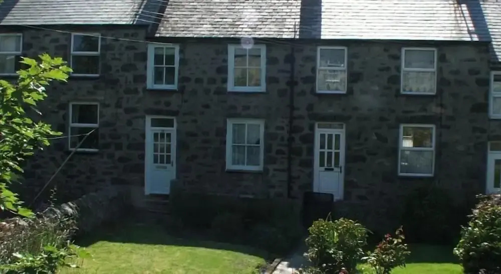 Pen Llyn Quarryman's Cottage
