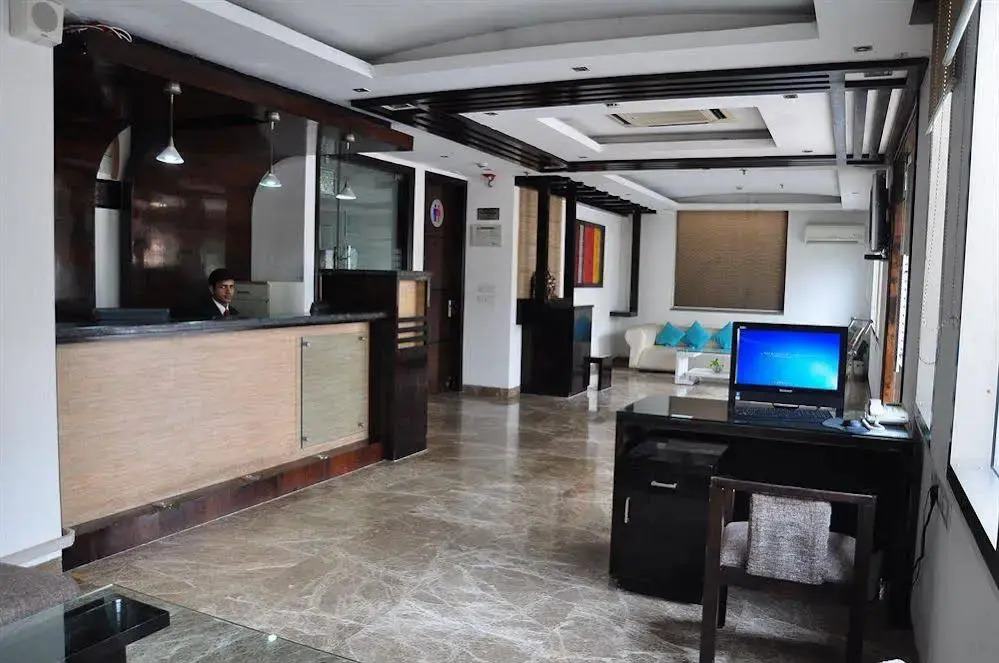 Hotel Blue Stone - Nehru Place