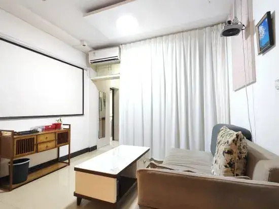 Yiqi Hostel (Yueyang Railway Station)