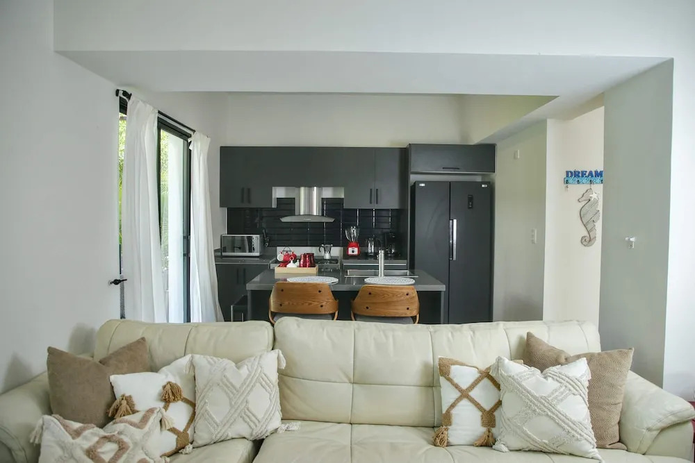 NOK Stylish 3BR Villa By Vistacana