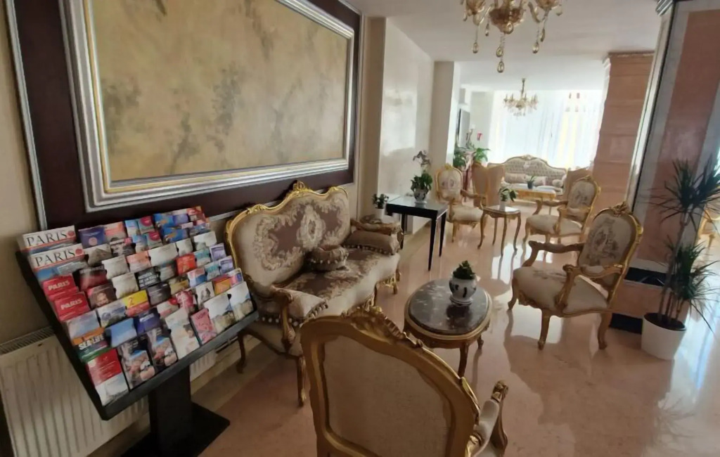 HOTEL ROYAL Paris Ivry