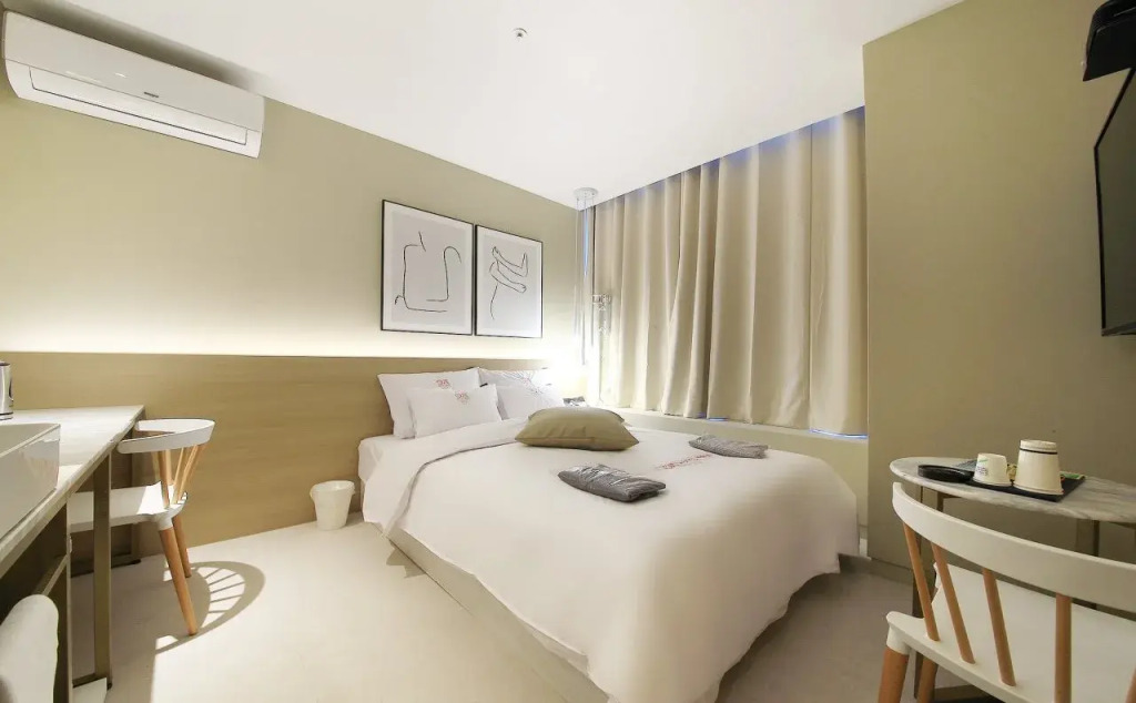 Hotel yaja wirye