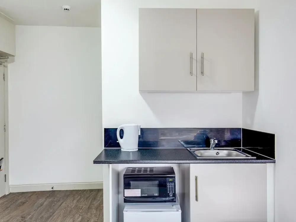 Modest Apartment in London Near Wimbledon Park