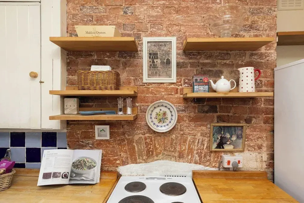 Characterful City Maisonette for 4