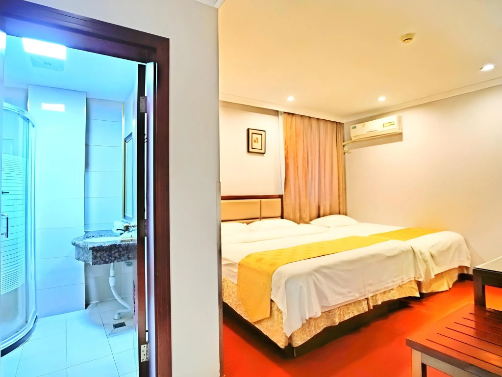 GreenTree Inn JiNan Bus Terminal Station Express Hotel