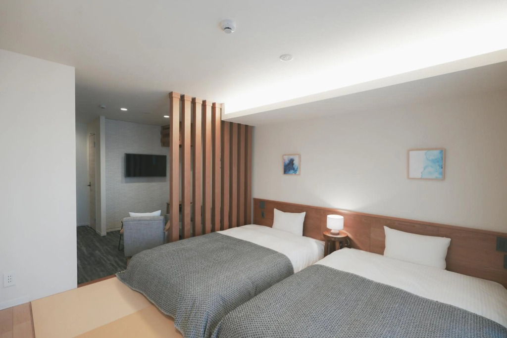 LAZULI Hiroshima Hotel and Lounge