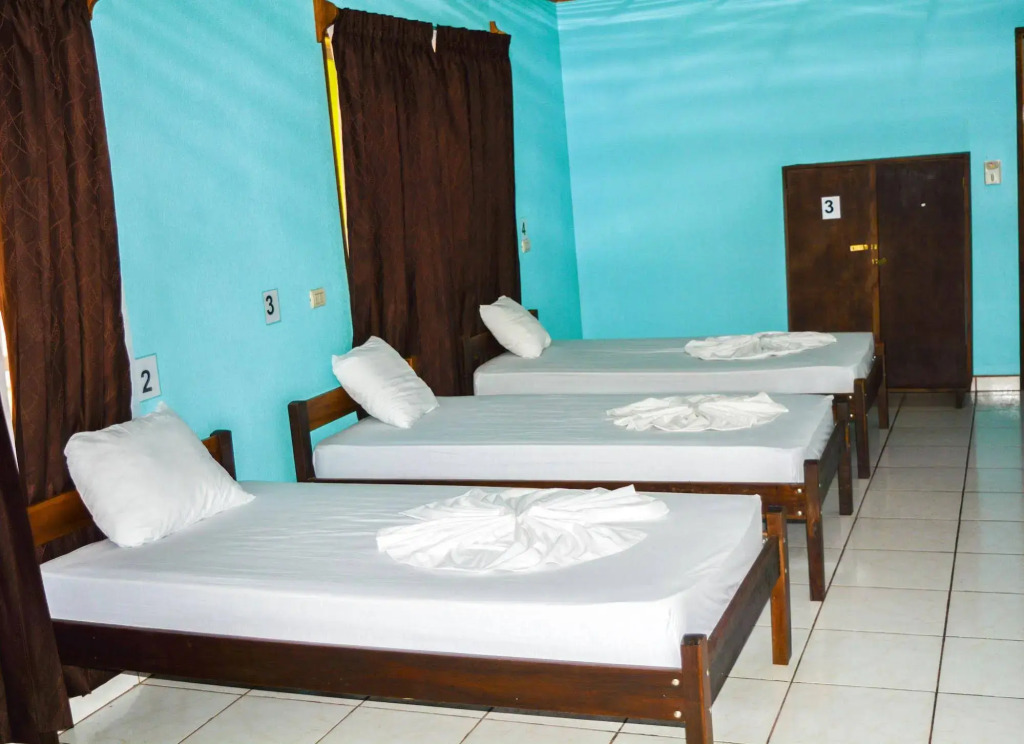Hostel Backpackers La Fortuna