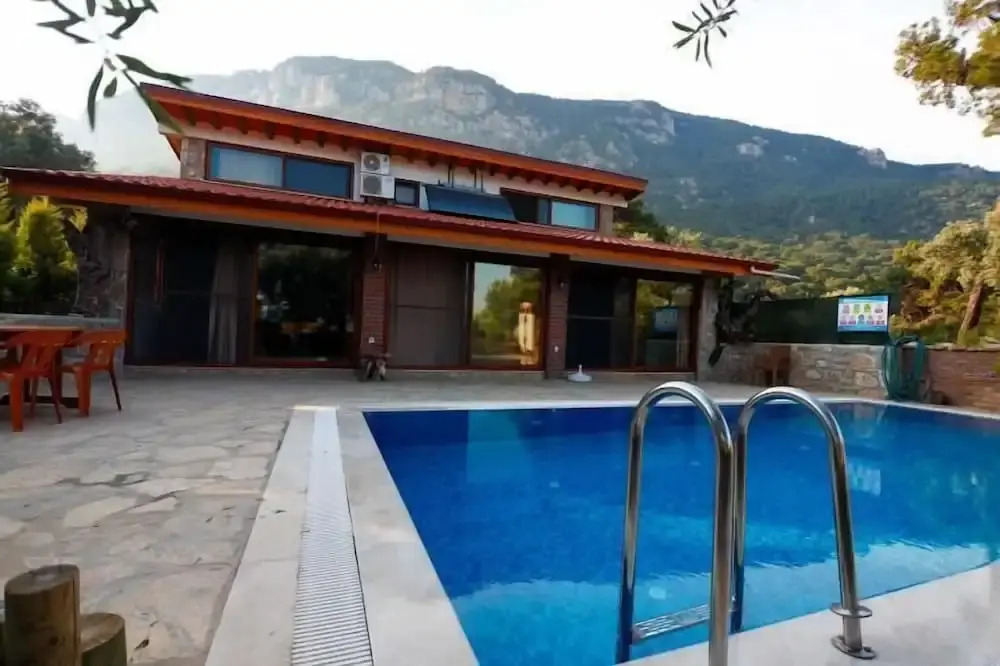 Mountain Hut Akyaka 2