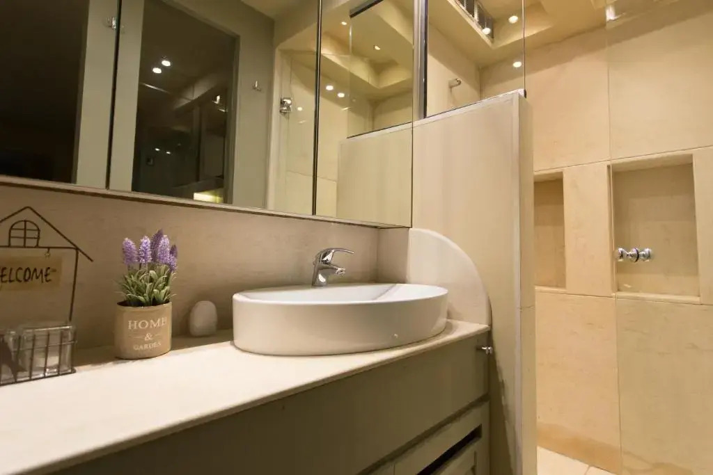 Plaka360 Apartments