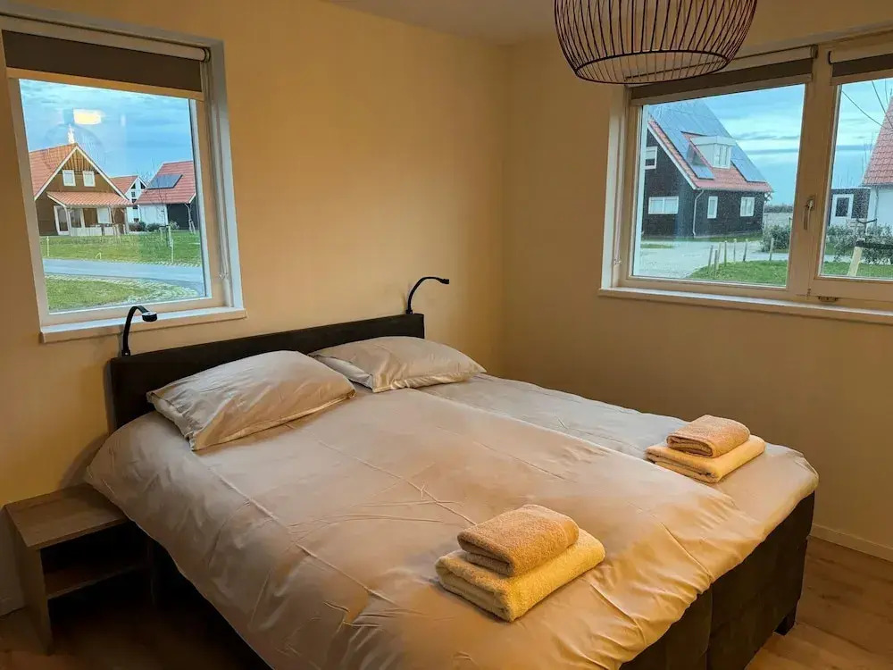 Luxe Stay With Sauna & Garden