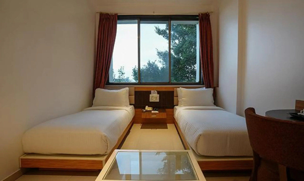FabHotel Prime Rester Select Chakan