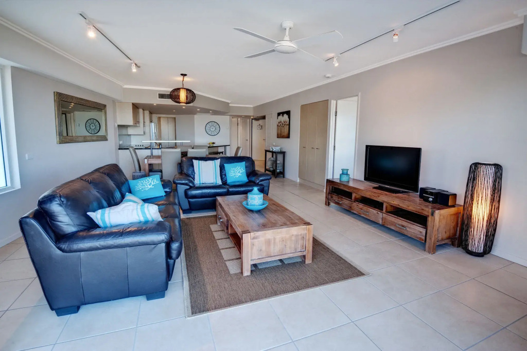 Rolling Surf Resort