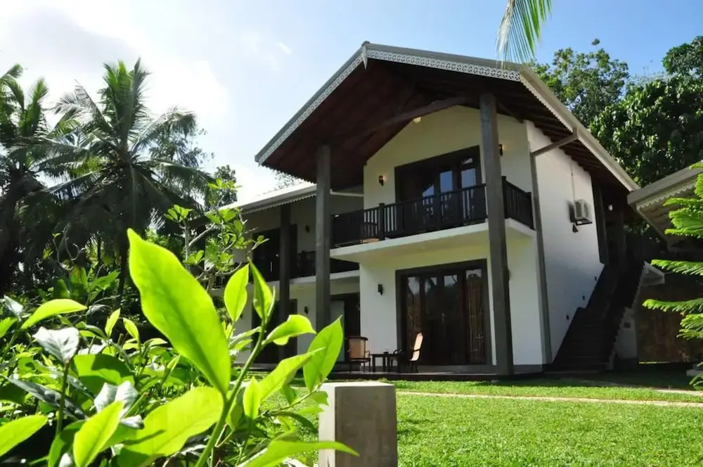 Villa Peacock