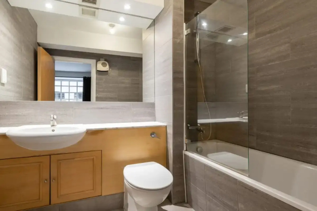 The Tower Bridge Escape - Modern & Bright 3BDR Apartment