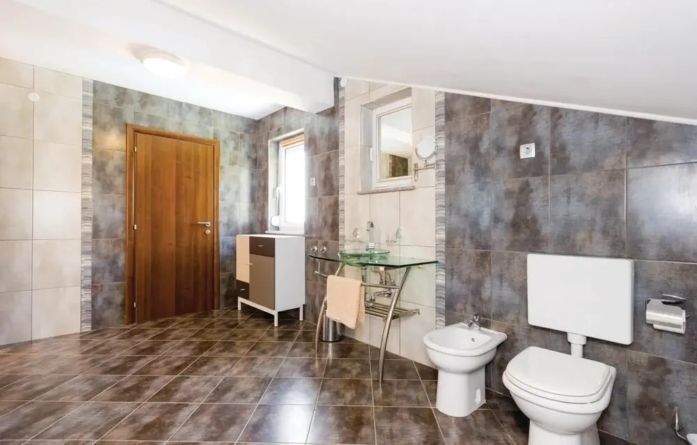 Amazing Home in Bregi With Sauna, Wifi and 4 Bedrooms
