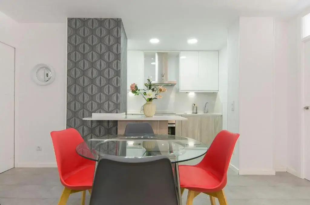 Plaza España & Gran Via 2BD 1BTH