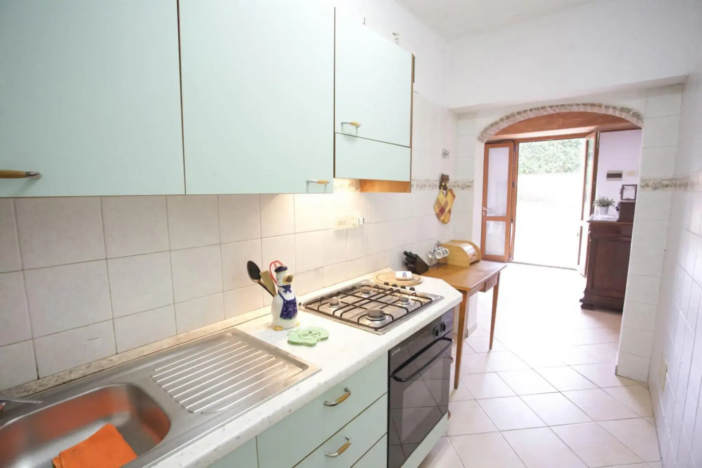 The Casina sleeps 4 surrounded by greenery-LA CASINA A SCHIOPPARELLO