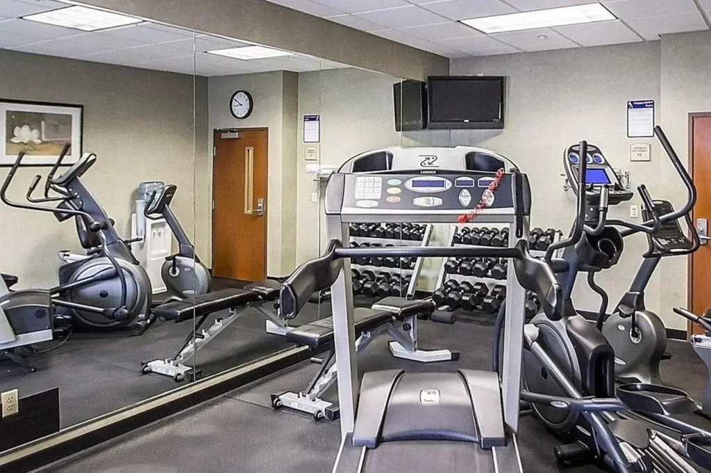 Quality Inn & Suites Fishkill South near I-84