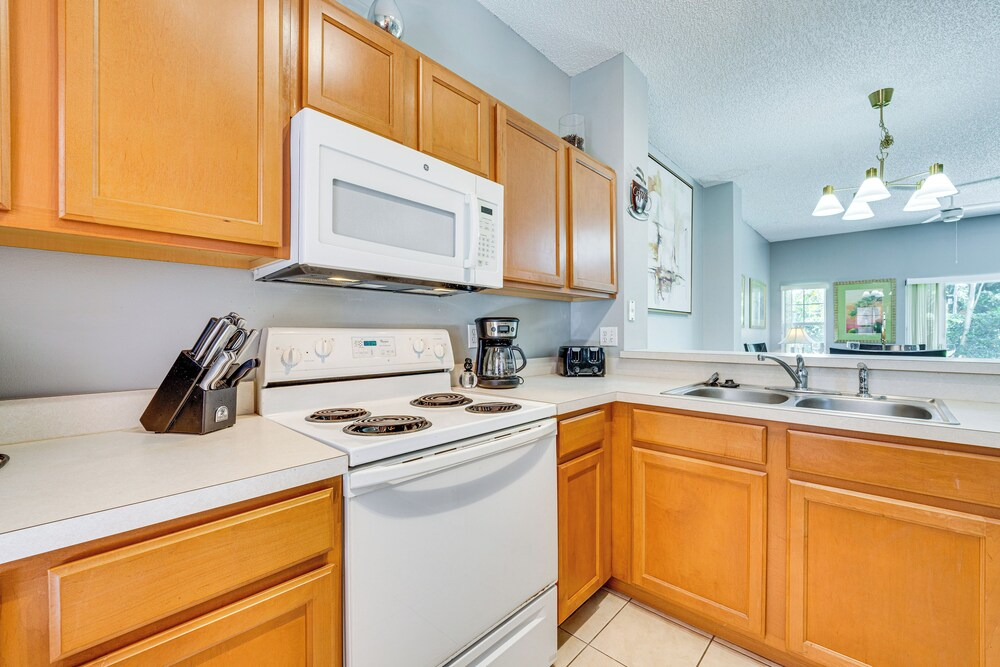 5 Mi to Disney: Family-friendly Kissimmee Retreat!