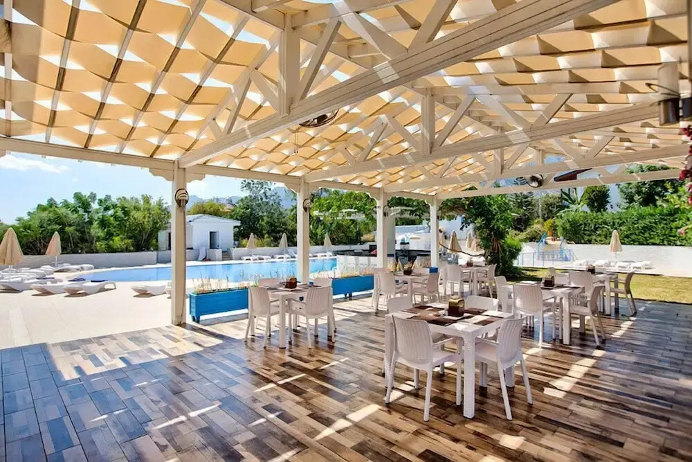 Queen Aphrodite Hotel
