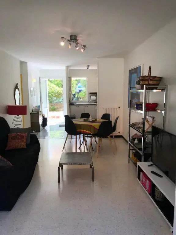 BEL APPARTEMENT 4Pers RDC/parking/terrasse/ jardin
