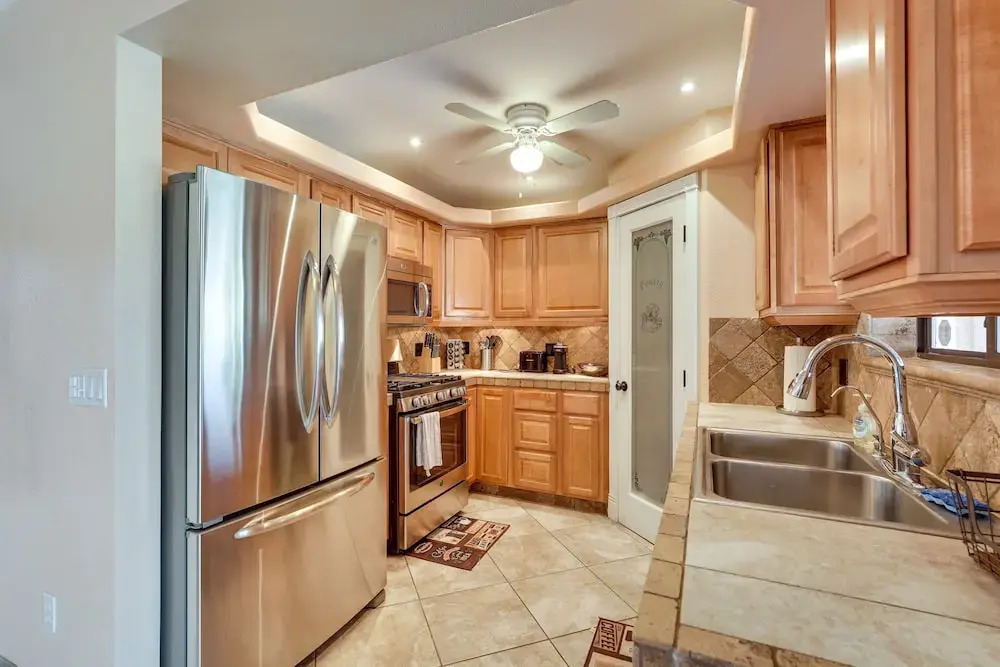 Pet-friendly Lake Havasu City Home: Walk to Beach!