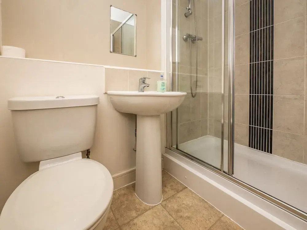 Royale Blenheim Apartment