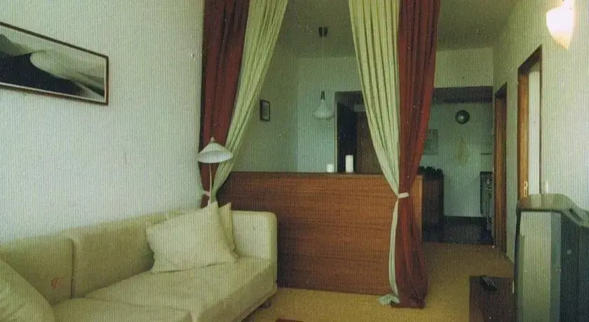 Apartamentos Montenova Playa